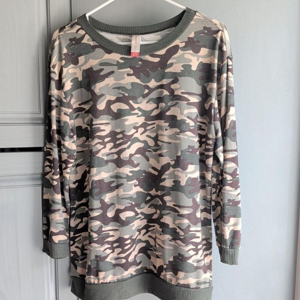 No-boundaries Women's multi Shirt